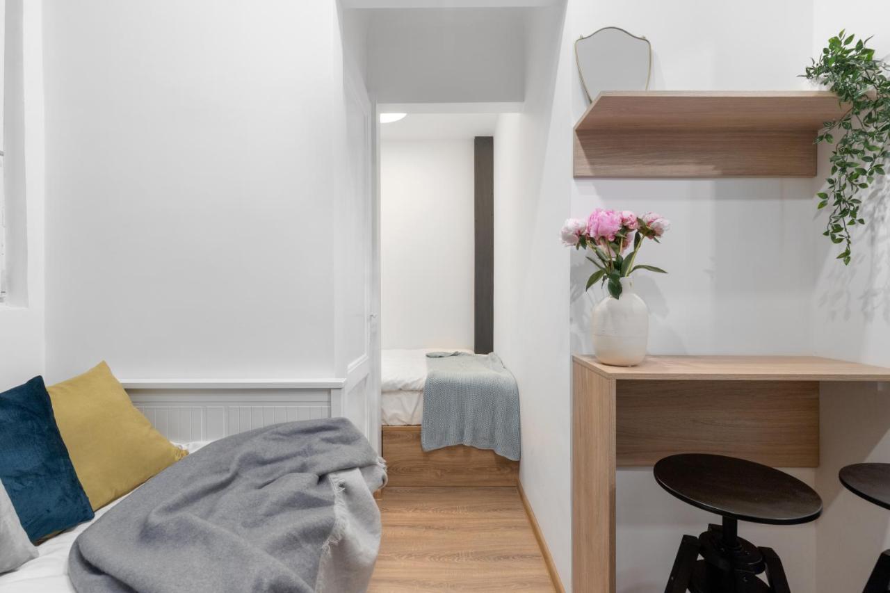 Ultra Central, 15 Sqm Studio By Urbanesq 부쿠레슈티 외부 사진